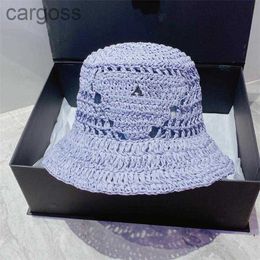 Chapeaux de paille pour femmes Designer Bucket Hat 4 couleurs Luxurys Designers Fisher Sunhats Holiday Boneies Caps Fashion Strawhat Braid Cap H2Fn