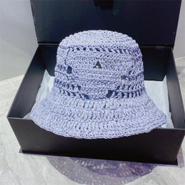 Sombreros de paja para mujer Sombrero de cubo de diseñador 4 colores Luxurys Designers Fisher Sunhats Gorros de vacaciones Gorras Moda Strawhat Trenza Cap