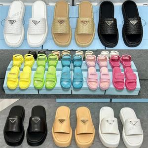 Zapatillas de paja plataforma de crochet sandalias diseñador rafias zapatos triangular hebilla verano mula de cuero loafer sandale diapositivas