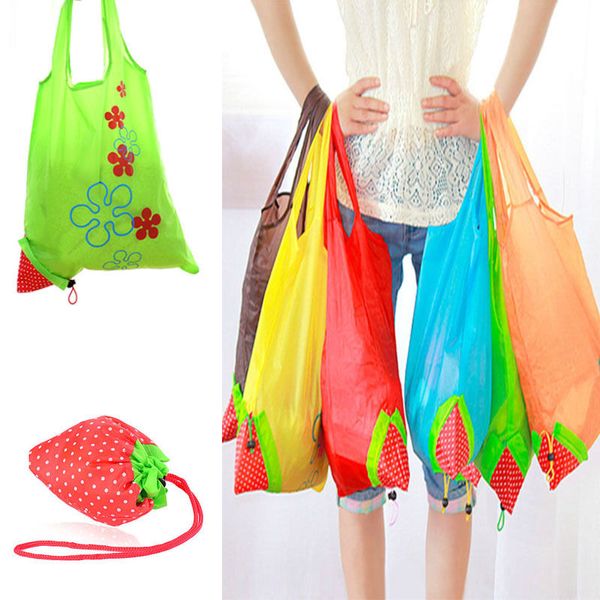 Fraise pliable sac réutilisable écologique sacs à provisions pochette de rangement sac à main fraise pliable pliant fourre-tout couleur aléatoire