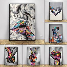 Street Graffiti Abstract Wall Art Poster Gebaren Love Hearts David Lippen Muur Modern Home Decor Canvas Painting Pictures Prints