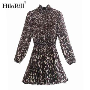 Streetwear Leopard Print Mini Robes pour femmes Transparent Manches longues Plissé Taille élastique Lady Mousseline de soie 210508