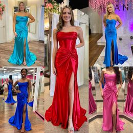 Stretch satin prom jurk ruches taille cowl fit en flare optocht winter formeel evenement avond feest landingsbaan black-tie gala hoco jurk bruiloft gasten speciale gelegenheid rood