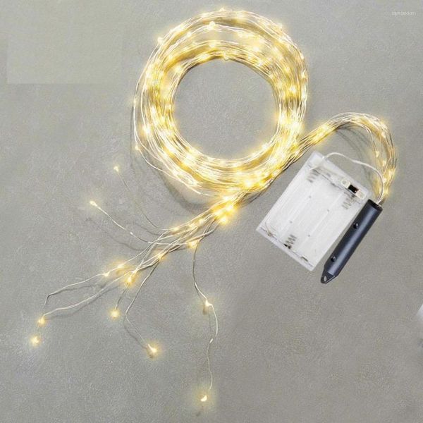 Cuerdas 100 LED Cascada Vine Árbol Luces de cadena Batería Hada para vacaciones Navidad Gazebo BackDrops Garland Decoración