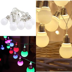 Strings 3/6m USB aangedreven LED -kerstverlichting Big Bulb Globe Garland Waterdichte vakantie String Licht Decoratie Xmas Jaar Valentijn