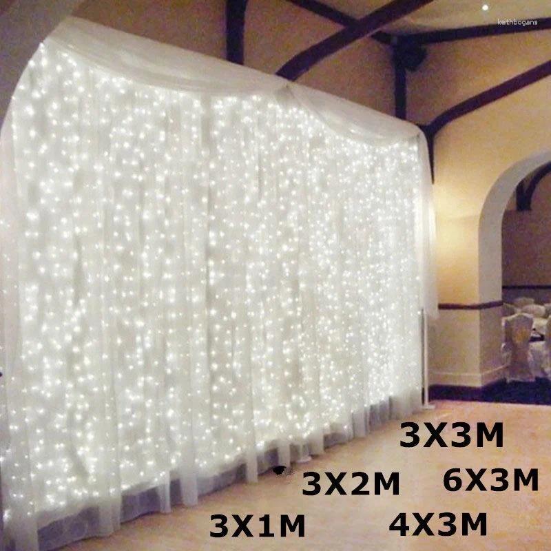Cuerdas 3M / 4M / 6M LED Cortina Luces de cadena USB Navidad Hada Guirnalda con gancho Hogar al aire libre para la fiesta de bodas Decoración del jardín