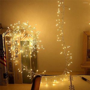 Strings Battery bediende 100/200 LED Fairy Cluster Firecrackers String Lights Waterdichte koperdraad Garland Licht voor bruiloft Kerstmis