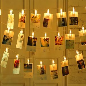 Strings Fairy Card Po Holder Clips Lichten Lichten String Batterij aangedreven LED Slaapkamer Wandbalk Kast Afbeelding Decoratie Hangend gekleurd stringsleding