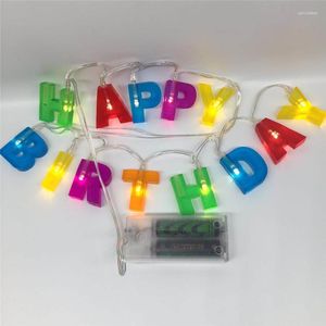 Cuerdas LED Alfabeto Cadena de luz Feliz cumpleaños DIY Luces Decoración Batería Letra Lámpara Colgante de pared Venta al por mayor 100 piezas