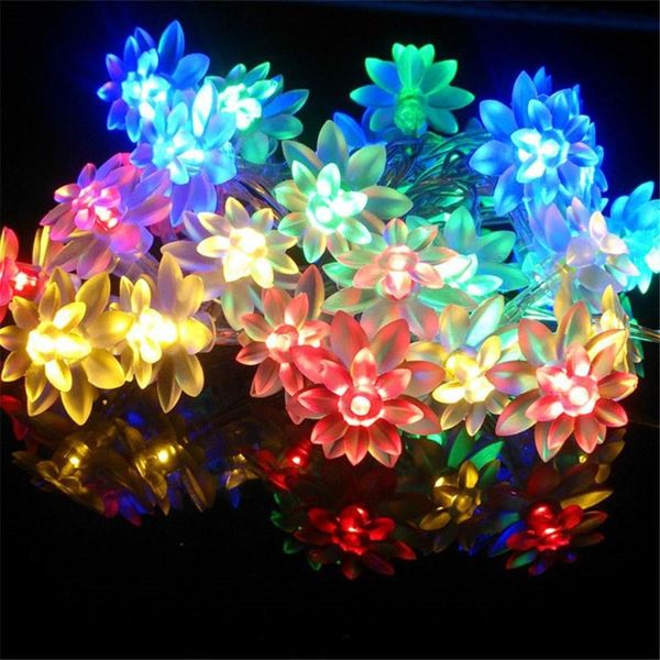 Cordes LED Lotus Light String 10/40/50/80leds Flower Garland Lights for Wedding Bildan Year Year Fairy Decoration Powered