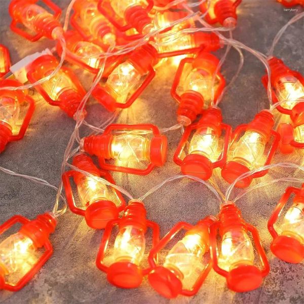 Strings Mini Kerosene Lantern String Lights Super Bright Alimenté par batterie décorative pour chambre à coucher Patio Jardin Décorations de vacances