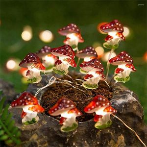 Strings champignon snaarlichten 3m 30Led kleine fee -licht batterij bediende koperdraad slinger voor patio tuindecoratie