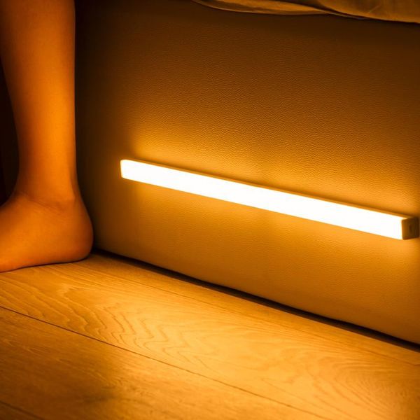 Cuerdas de luz nocturna, Sensor recargable USB inalámbrico para armario de cocina, lámpara de armario, imán sin rastro, LED CourtyardLED para exteriores