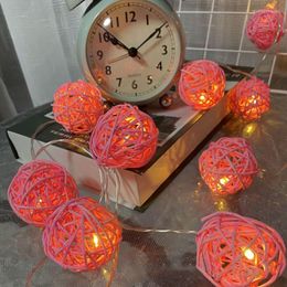 Strings Rattan Ball Kerstlampen String 1,5 m/3M Romantisch hart Garland 3,2 cm Diameter voor vakantiedecoratie Fairy Lamp Navidad