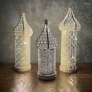 Strings retro kandelaar Eid al-fitr Iron Candle Night Light Lantern Vase Holiday Lights Hollow Decoratie Kerst Bougeoir Windlamp