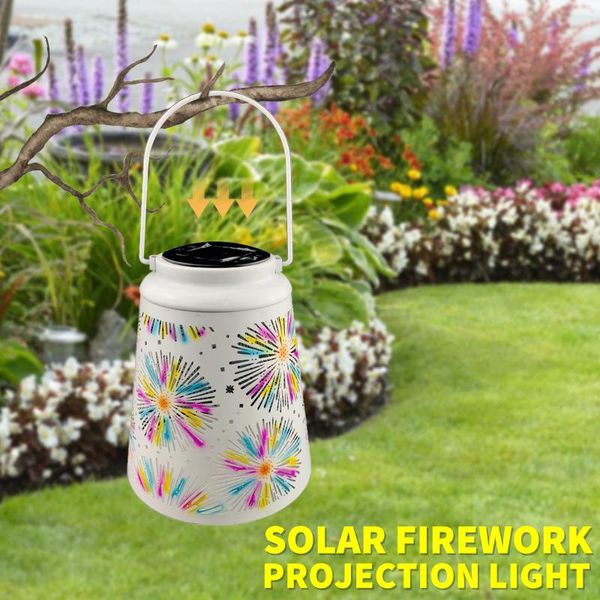 Cuerdas Luces de linterna solar LED forjado 1 pieza Lámpara de araña Adorno de patio Suministros para fiestas Patio Decoración de paisaje Luces LED