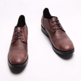 Stripe 4667b Oxfords Handmade Mens Geatic Veal Cuir Classic Wedding Men Dress Up Business Business Formal Party Shoes E67