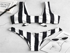 Stripe High Waist Bikini sets Sexy Backess Swimsuit Two Pieces Swimwear Femmes 2021 Cossions de bain 4 couleurs Femmes039S6250353