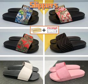 Stripe glissades Fashion Men Femmes Slippers Web Rubber Matelasse Slide Black Pink Beige Ebony Canvas Strawberry Print Mens Sneakers B4303291