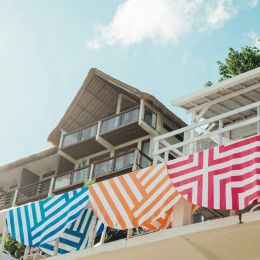 Gestreepte bedrukte strandhanddoek Travel Bad Drying Sports Zwembad Body Yoga Mat Stripe Strandhanddoeken Top mode