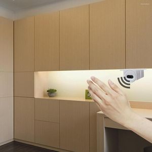 Strips Non -Touch Sensor LED Strip Licht Smart Hand Scan Motion Diode Tape Waterdichte nachtlampje voor achtergrondverlichtingsverlichting