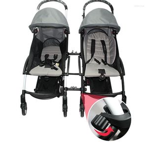 Stroller -onderdelen 3 PCS Twin Baby Connector Universele gewrichten Tripletts viervliegs Infant Cart Veilige riemen Verstelbare linker Haak Veiligheid