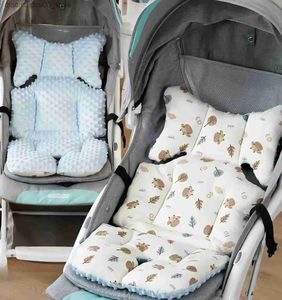 Pièces de poussette Accessoires Baby Baby Sollor Velvet Mat à double face Feme Feme Feme Isolation Coton Poussions de coton pour l'automne et les accessoires pour bébé Q240416