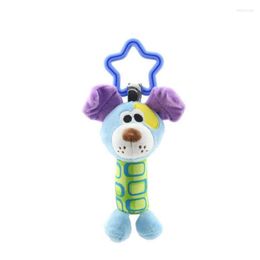 Stroller -onderdelen Baby Kinderen Rammelaar Toers Tinkle Hand Bell Multifunctionele pluche hangende dieren Ratels Kawaii Infant Toy Gifts