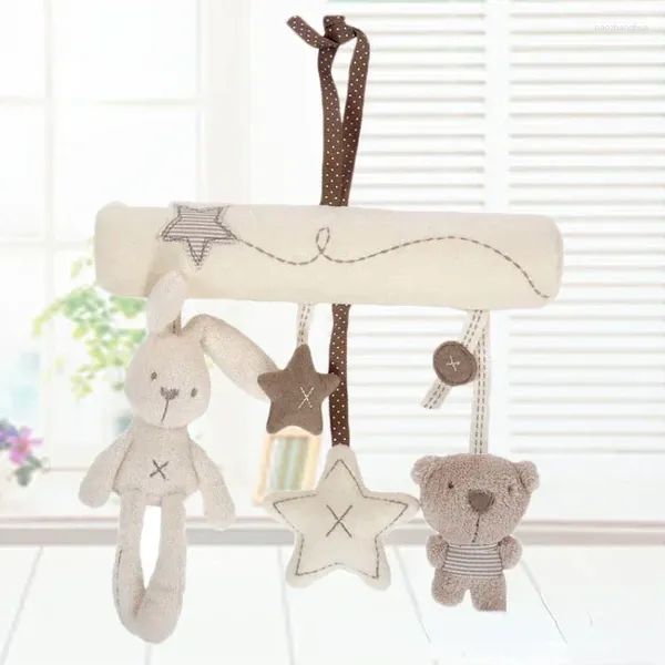 Piezas de cochecito Inglorte para niños pequeños juguetes de sonajeros para cuna de bebé estilo suave de oso suave colgante colgando accesorios de cama de muñecas