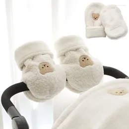 Pièces de poussette, gants d'hiver, chauffe-mains, accessoire de landau, ours brodé pour bébé par pochette, gants de manchette, mitaines en polaire