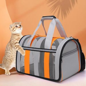 Cochecitos Portador de mascotas Mochila para gatos Bolsa plegable portátil y transpirable Bolsa de transporte para perros y gatos Bolso de viaje saliente para mascotas con correa para el hombro