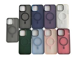 Case de teléfono Anti-Finger-Pints ​​de Matte Magnetic Magnetic para iPhone 15 14 13 12 11 Pro Max con anillo de cámara de metal y botones