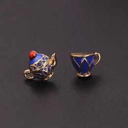 Stud 10 stks veel Vintage Kleurrijke Emaille Theepot Theekopje Vrouwen Oorbellen Hoogwaardige Goud Kleur Messing Asymmetrische Earring232F