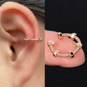 Stud 1pc Punk Cool Cuff Wrap Clip sur boucles d'oreilles femmes filles grimpeur oreille cartilage os empilables clips fausses boucles d'oreilles non perçantes J240104