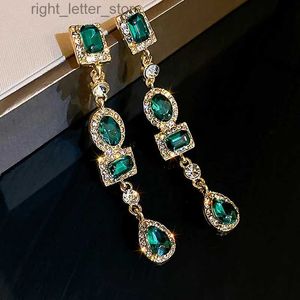 Stud 2022 Nouvelle mode vert doré longue perle gland boucles d'oreilles pour femmes vintage bijoux fête de mariage à la mode boucles d'oreilles pendantes YQ231128