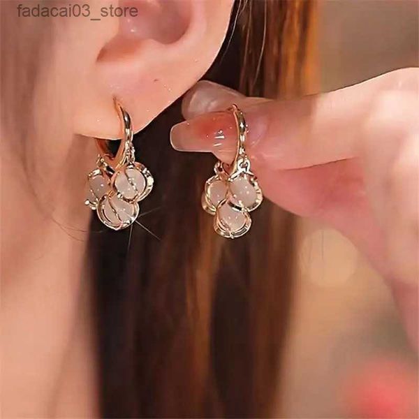 Stud 2023 Nouvelle couleur or trois opale pendentif boucles d'oreilles pour femmes tempérament créatif boucles d'oreilles bijoux cadeau vente en gros vente directe Q240125