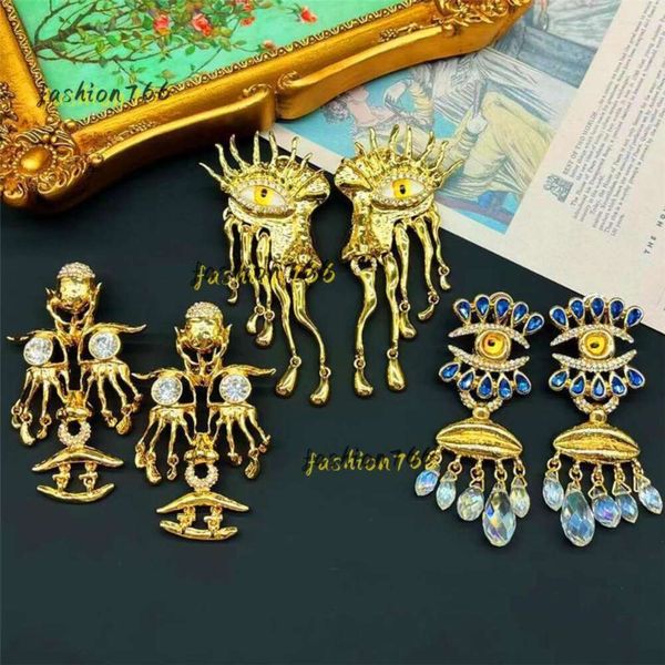 Stud 2023 Personnalité Yeux Boucle d'oreille Oeil du Diable Métal doré pour femmes Vintage Industrie lourde Europe et Amérique 2024 Boucles d'oreilles de créateurs Bijoux