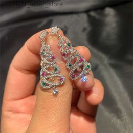 Stud 2024 Mode Brillant Zircon Strass Arbre De Noël Boucles D'oreilles Pour Femmes Étoiles Mignonnes Longues Boucles D'oreilles Suspendues Filles Bijoux De Noël YQ231128