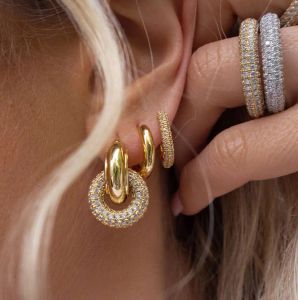 Stud 2024 Stud Fashion CZ Zircon Round Huggie Hoop Ooy Earrings for Women Geometric U Shape Ear Backle Hoops Gold plaqué en acier inoxydable Je