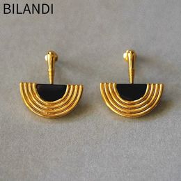 Stud Bilandi Retro Sieraden Half Ronde Oorbellen 2023 Trend Elegant Temparement Geometrische Drop Voor Vrouwen Vrouwelijke Gift 230928