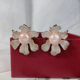 Stud Bilincolor Pendientes de circón tachonados de perlas de flores elegantes y delicados de moda para regalo de Navidad 231130