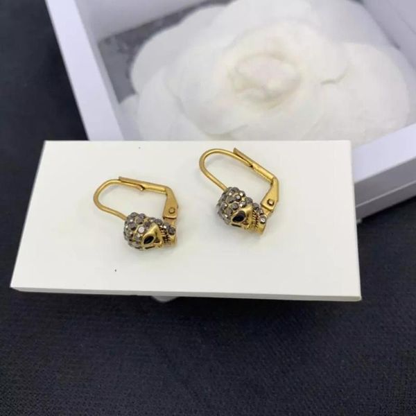 Stud Brand Fashion Design Gold Color Jewelry Cute Stick Pendientes Cadena gruesa Suerte Mix Party Skull