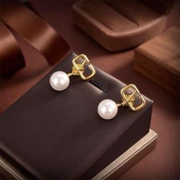 Stud Dangle Chandelier Drop Pearl Boucles d'oreilles Gold Dangle Boucle d'oreille Designer pour femme Mode Marque de luxe Lettre V Mans Stud Earings Girls Ear Studs Brincos