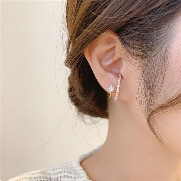 Pendientes de estrella de circón con incrustaciones de cobre, joyería de moda con diseño de tachuela, pendientes elegantes y dulces para estudiantes, pendientes salvajes para todos los días