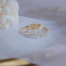 Stud Design Mode Corée Bijoux Perle Cristal Fleur Boucles D'oreilles Rondes Pour Femme Fête De Vacances Quotidienne Exquise Earring269f