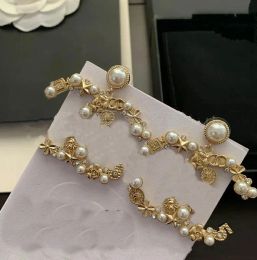 Stud Designer Luxury Beautiful Stud Earrings Letter bezaaid met parels hanger oorbel voor vrouwen hoge kwaliteit sieraden accessoire Nice G