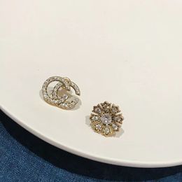 Stud earring diamant ingelegde alfabet zon bloemen luxe oorbellen ontwerper voor vrouwen bruiloft verlovingsfeest klassieke modetrend dames hoogwaardige oorbellen