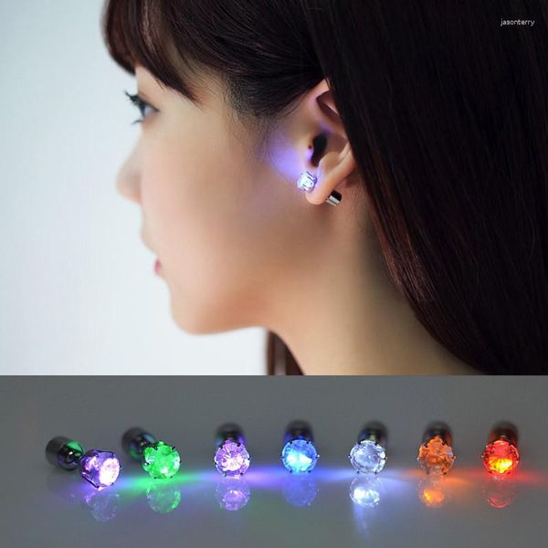 Boucles d'oreilles à clous, 1 paire, éclairage de noël, LED, fête de danse, clignotant, en acier inoxydable, cadeau de saint valentin