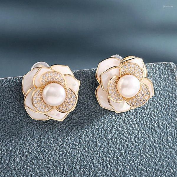 Pendientes de tuerca 1 par de pendientes sexis de circonita cúbica con forma de rosa, joyería de moda con perlas de lujo para regalo de mujer