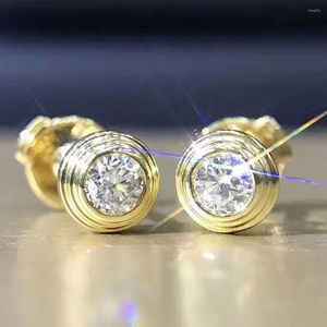 Stud -oorbellen 10k gele goud vrouwen 0,2 0,3 0,4 karaat rond Moissanite Diamond aanwezig huwelijksverjaardag verlovingsfeestcadeau